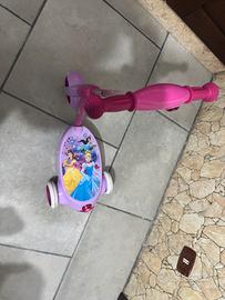 Monopattino scooter elettrico per bambina