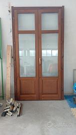 Finestra più portafinestra interamente in legno