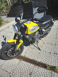 Ducati scrambler 800