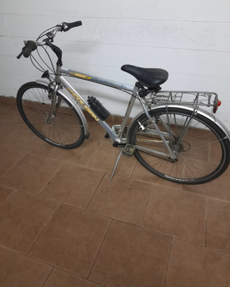 Bici uomo 28" Lee Cougan telaio alluminio