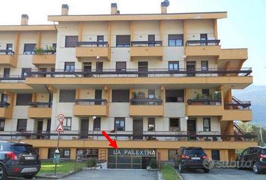 Magazzino a Sondrio, via Don Guanella, 5, 3 locali