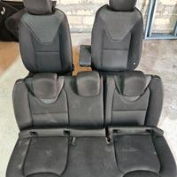 Tappezzeria interni clio 4