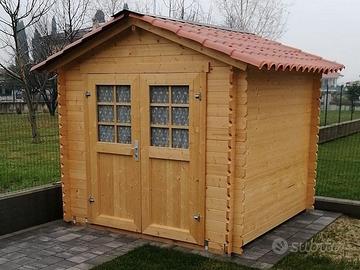 CASETTA DI LEGNO ADELINA 240x240x222h spess. 28mm