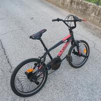 Bici BMX acrobatica  