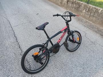 Bici BMX acrobatica  