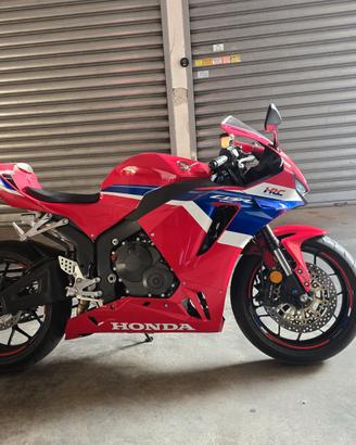 Honda CBR600RR 2024