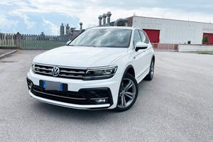 Volkswagen Tiguan - R-Line 4 motion