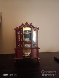   minicredenza casa delle bambole in miniatura 