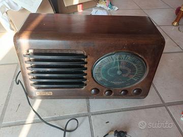 Radio Phonola modello 529