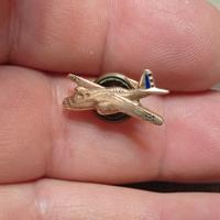 spilla aereo oro e ottone 