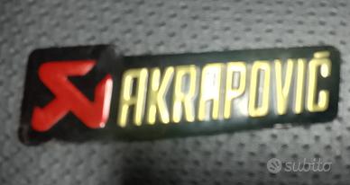 silenziatore scooter nuovo Akrapovic 