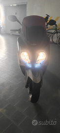 Scooter Kymco xciting 300 i r