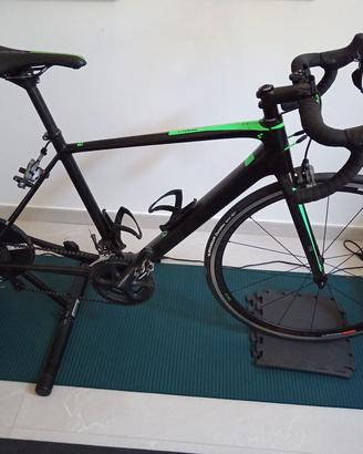 bicicletta da corsa marca Cube - Donna 
