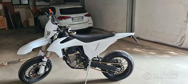 KTM 450 Motard