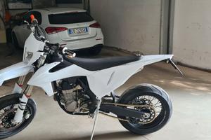 KTM 450 Motard