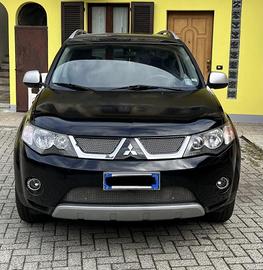 Mitsubishi Outalnder