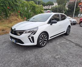 Mitsubishi Colt 1.0L turbo 90 CV Invite