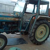 Trattore Ford 4000