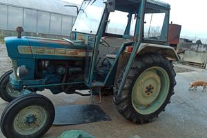 Trattore Ford 4000