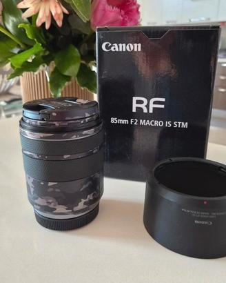 Canon Rf 85mm f2.0 macro Is stm