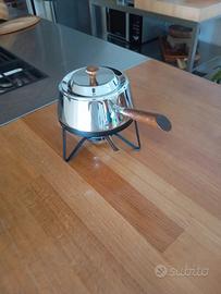 Pentola per fonduta di Alessi come nuova