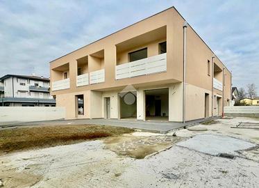 PORZIONE DI TRIFAMILIARE A SELVAZZANO DENTRO