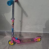 monopattino bambina me contro te