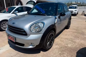 Mini Cooper Countryman 2.0 D Automatica