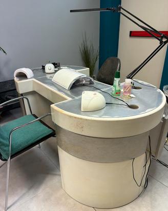 Tavolo  estetica