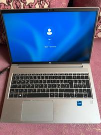 Hp 450 G8 i5 11th 256/8GB