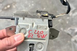 serratura cofano Mercedes