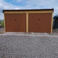  doppio garage tenuto bene