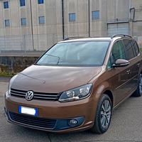 Volkswagen Touran 2015Comfortline 7 POSTII Neop Tr