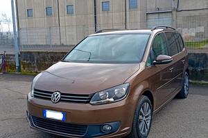 Volkswagen Touran 2015Comfortline 7 POSTII Neop Tr