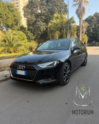 Audi A4 Avant 2.0 tdi mhev Business Advanced 136cv