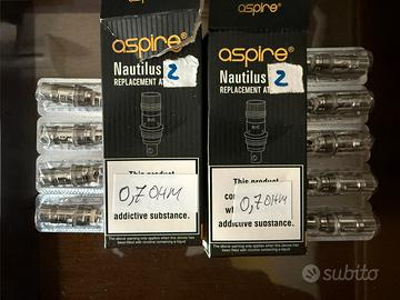 9 Resistenze 0.7 ohm nuove