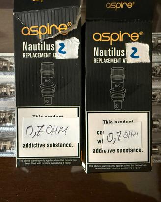 9 Resistenze 0.7 ohm nuove