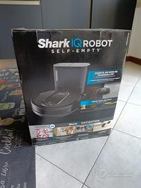 Robot aspirapolvere con autosvuotamento Shark IQ