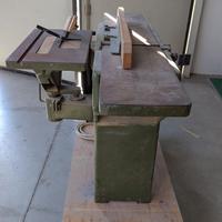 Pialletta con sega circolare