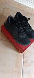 Scarpe running Puma Runner  Nero Tgl 42

