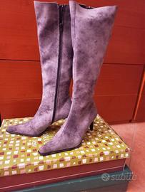 Stivali scamosciati tacco a spillo taglia 39