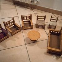 Salottino in miniatura in legno 