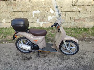 Aprilia scarabeo 50 de luxe