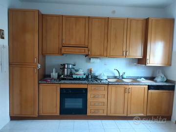 Cucina in rovere massello