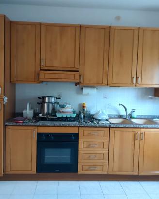 Cucina in rovere massello