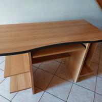 2 scrivanie porta pc