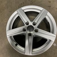 4 cerchi in lega originali da 16 pollici