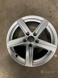 4 cerchi in lega originali da 16 pollici