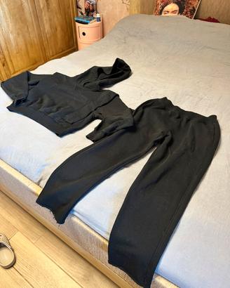 Tuta MVP wardrobe