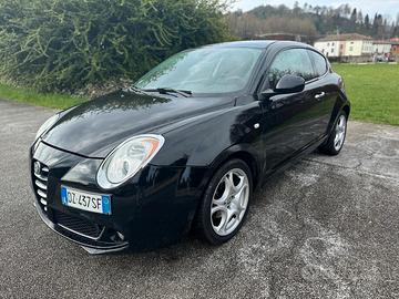 Alfa Romeo MiTo 1.6 JTDm 16V Distinctive Sport Pac